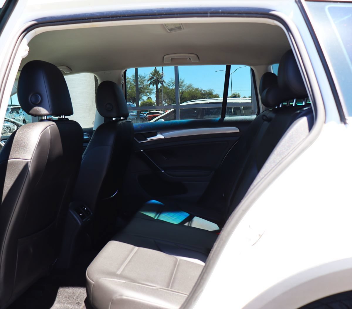 Used 2019 Volkswagen Golf Alltrack S AWD/4WD image 33