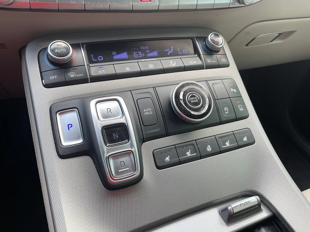 Used 2021 Hyundai Palisade Limited FWD image 19