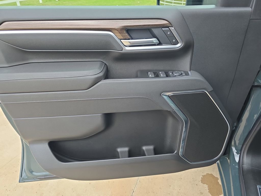 New 2026 Chevrolet Silverado 3500 LT image 26