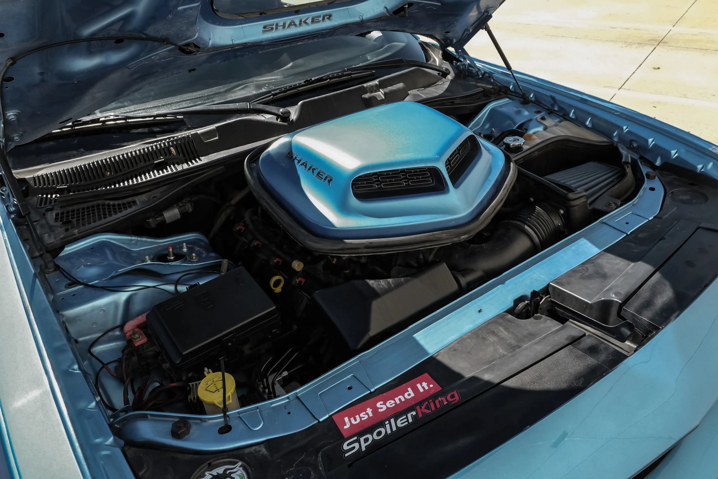 Used 2015 Dodge Challenger R/T RWD image 36