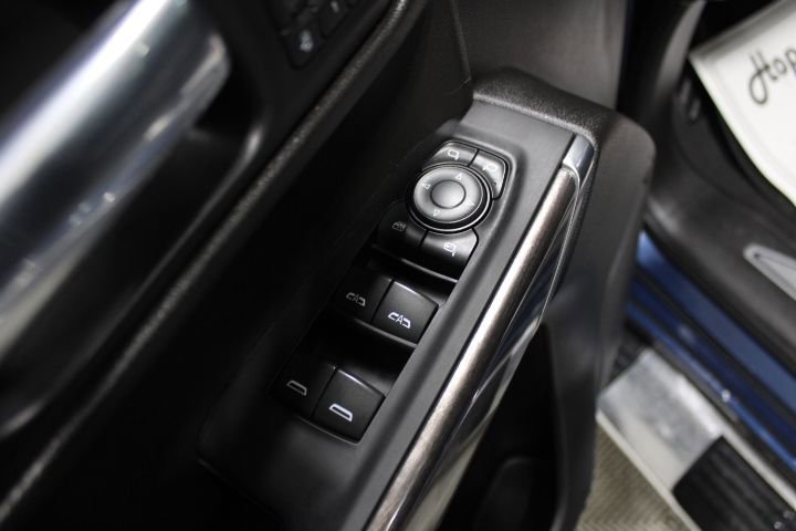 Used 2021 Chevrolet Silverado 1500 LTZ w/ Z71 Off-Road Package image 21