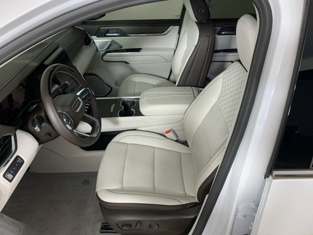 Used 2024 GMC Acadia Denali w/ Super Cruise Package image 33