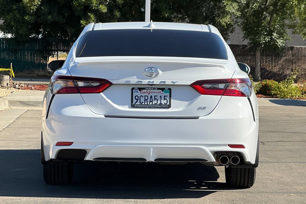 Certified 2022 Toyota Camry SE w/ Convenience Package FWD image 6