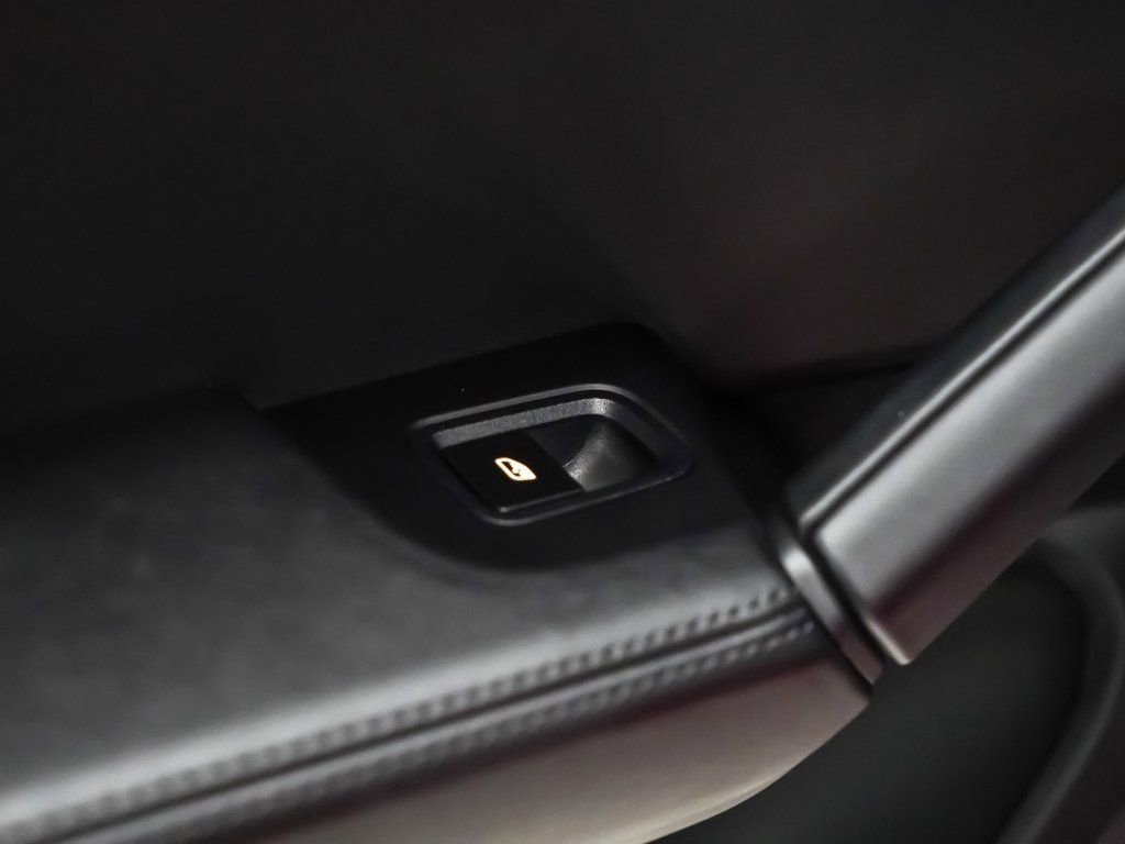 New 2026 Porsche Cayenne S image 16