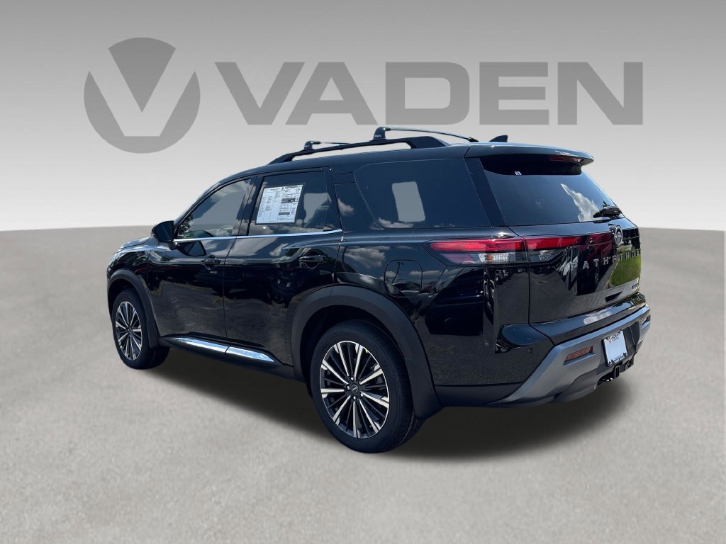 New 2026 Nissan Pathfinder Platinum FWD image 20