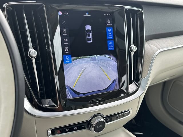 Certified 2023 Volvo S60 B5 Plus w/ Climate Package FWD image 23