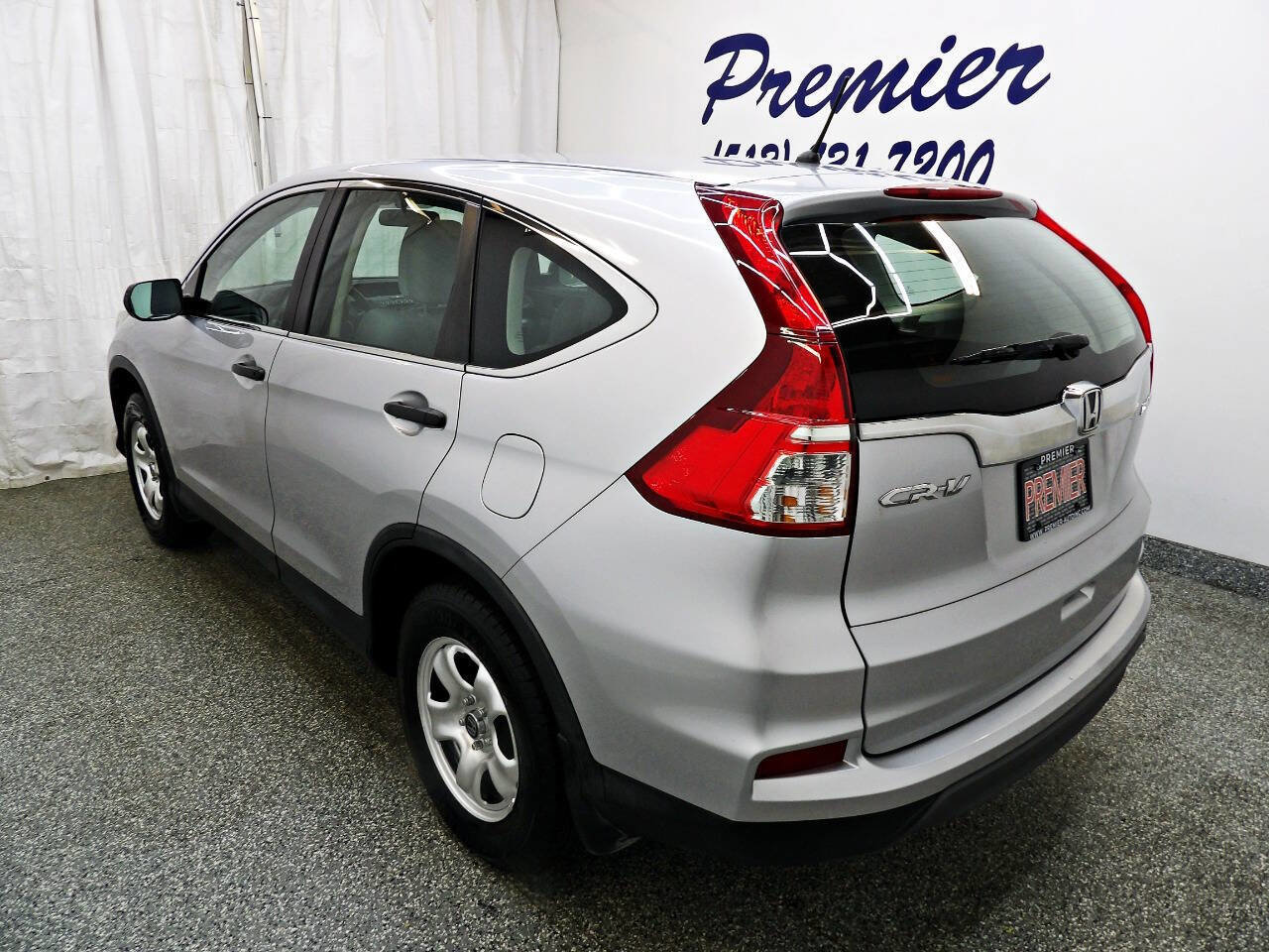 Used 2016 Honda CR-V LX image 4