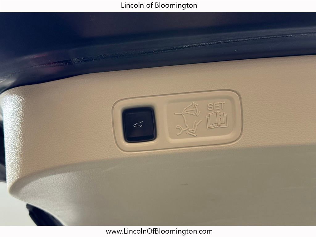 Certified 2023 Lincoln Navigator Black Label image 61