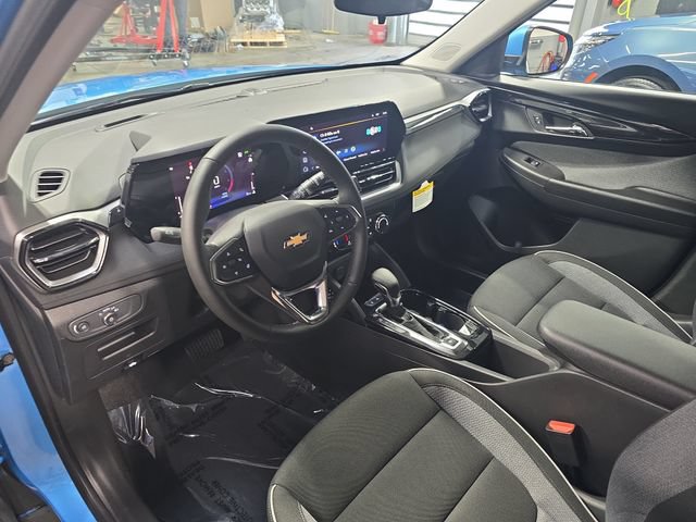New 2026 Chevrolet TrailBlazer LT w/ LT Cold Weather Package AWD/4WD image 16