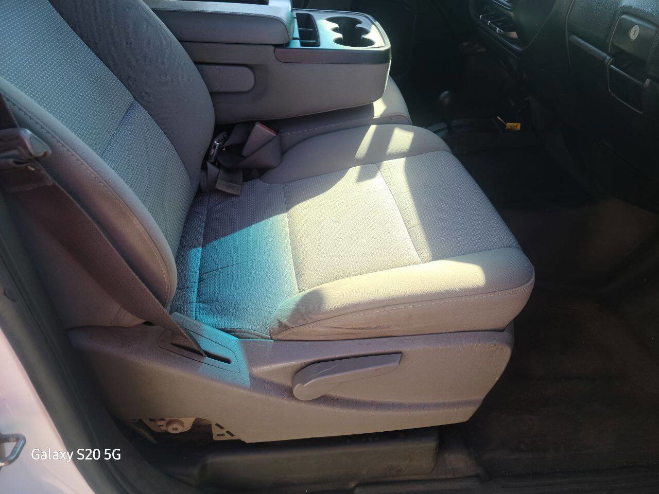 Used 2017 Chevrolet Silverado 2500 W/T image 17