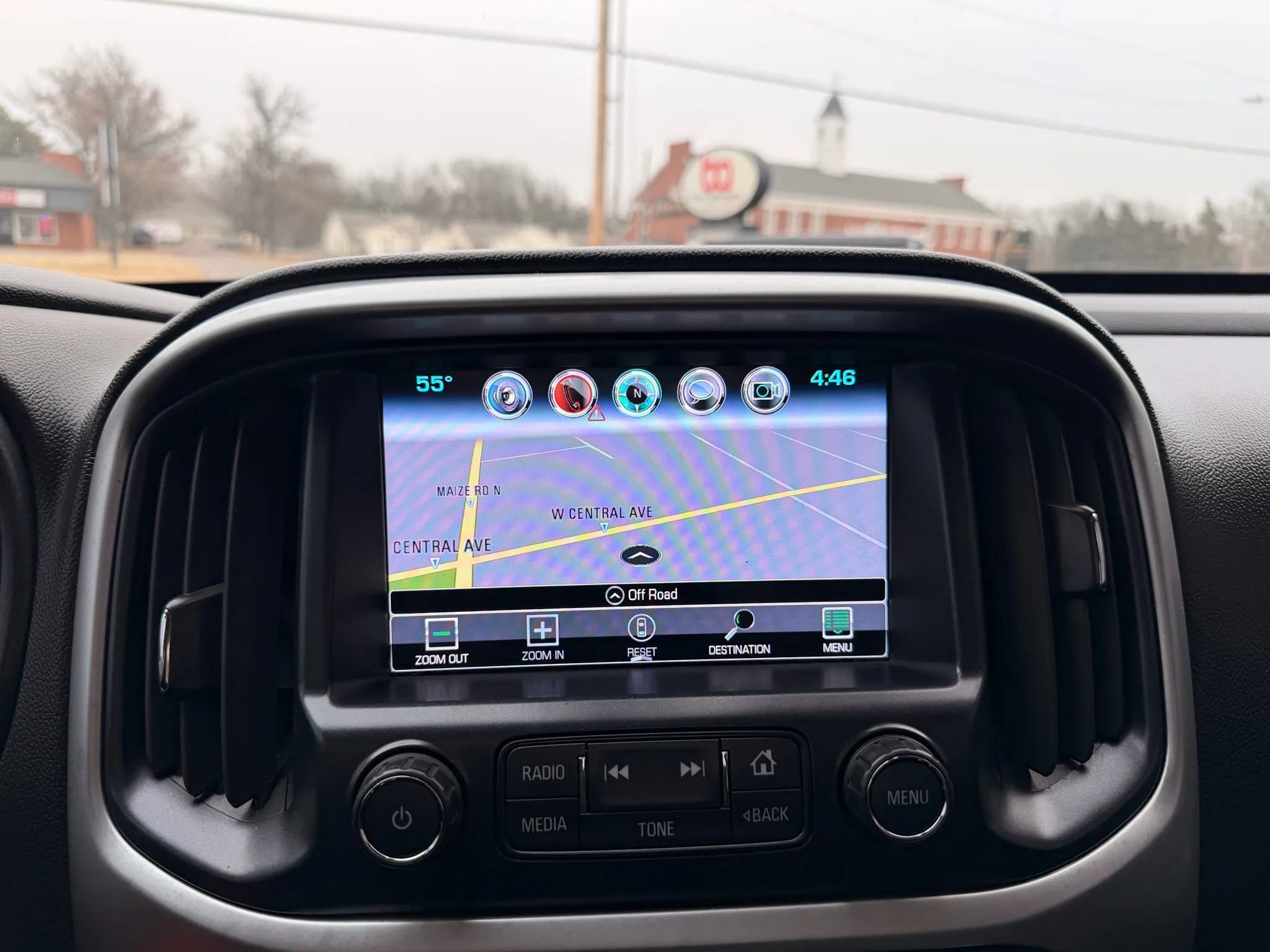 Used 2018 Chevrolet Colorado ZR2 image 17