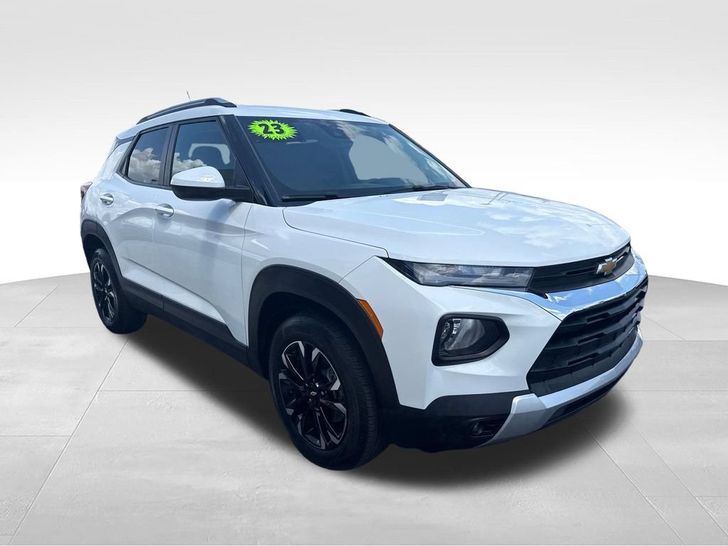 Used 2023 Chevrolet TrailBlazer LT w/ Convenience Package AWD/4WD image 8