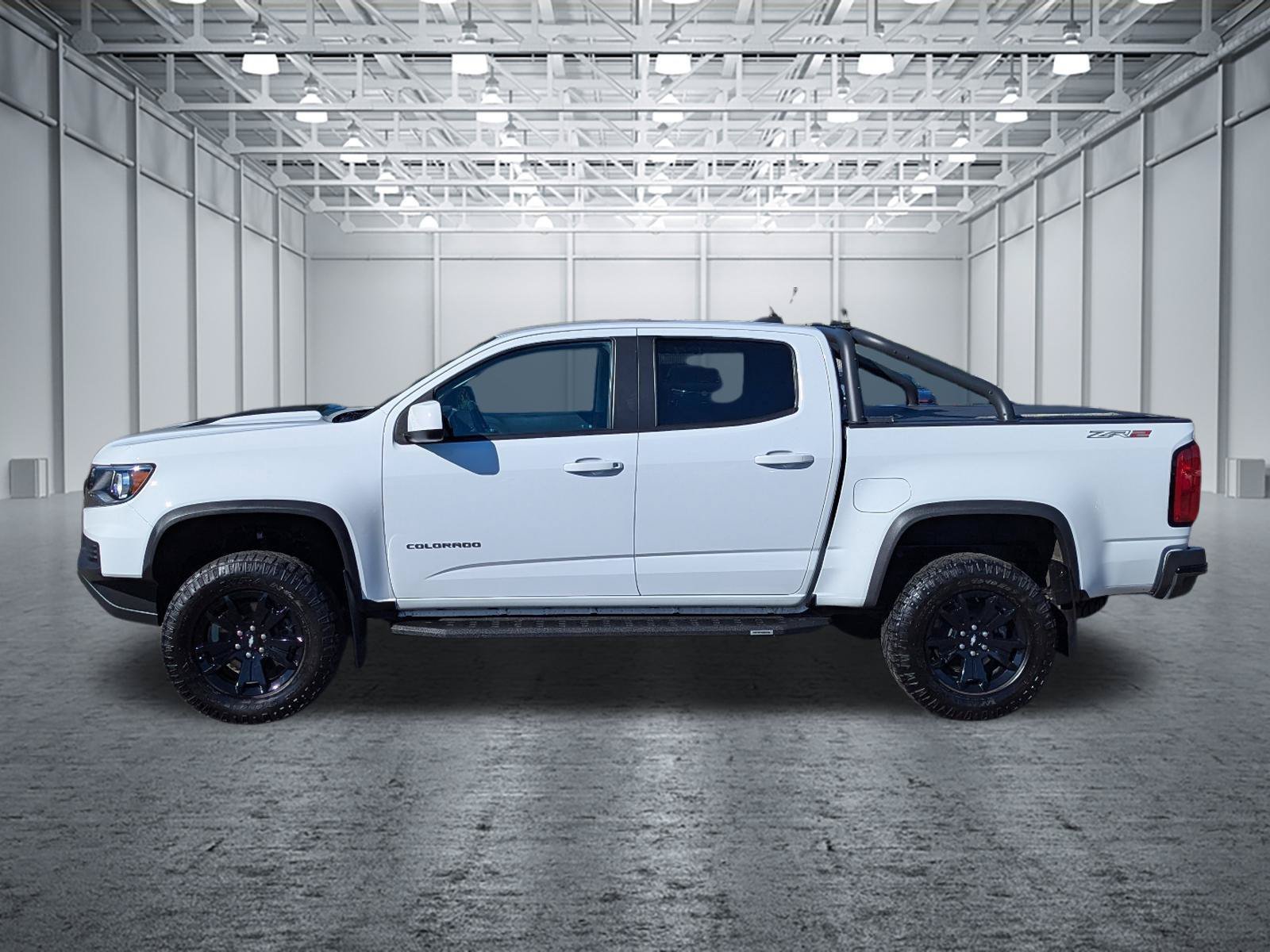 Used 2022 Chevrolet Colorado ZR2 w/ ZR2 Dusk Special Edition AWD/4WD image 2