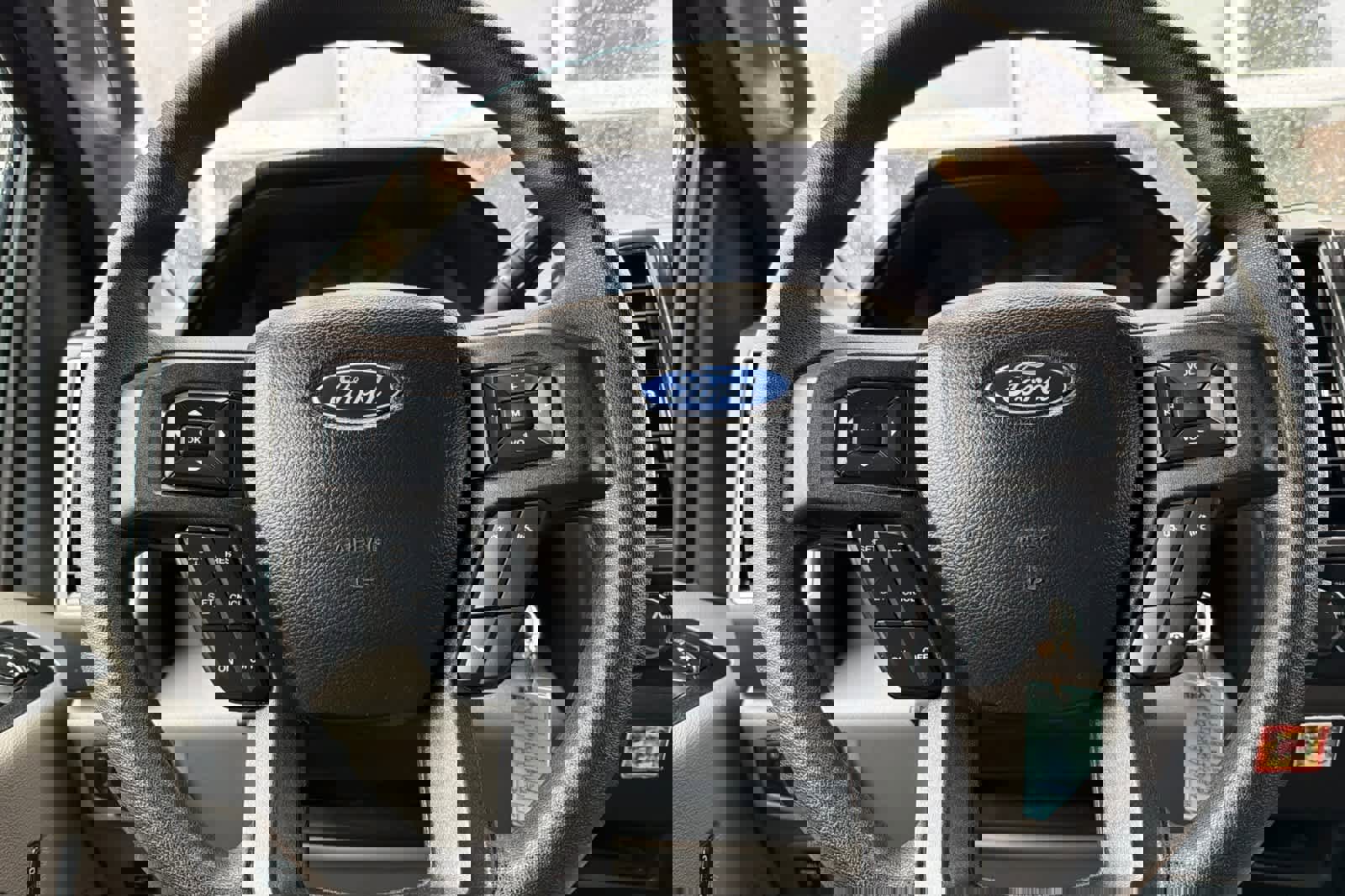 Used 2020 Ford F150 XLT image 23