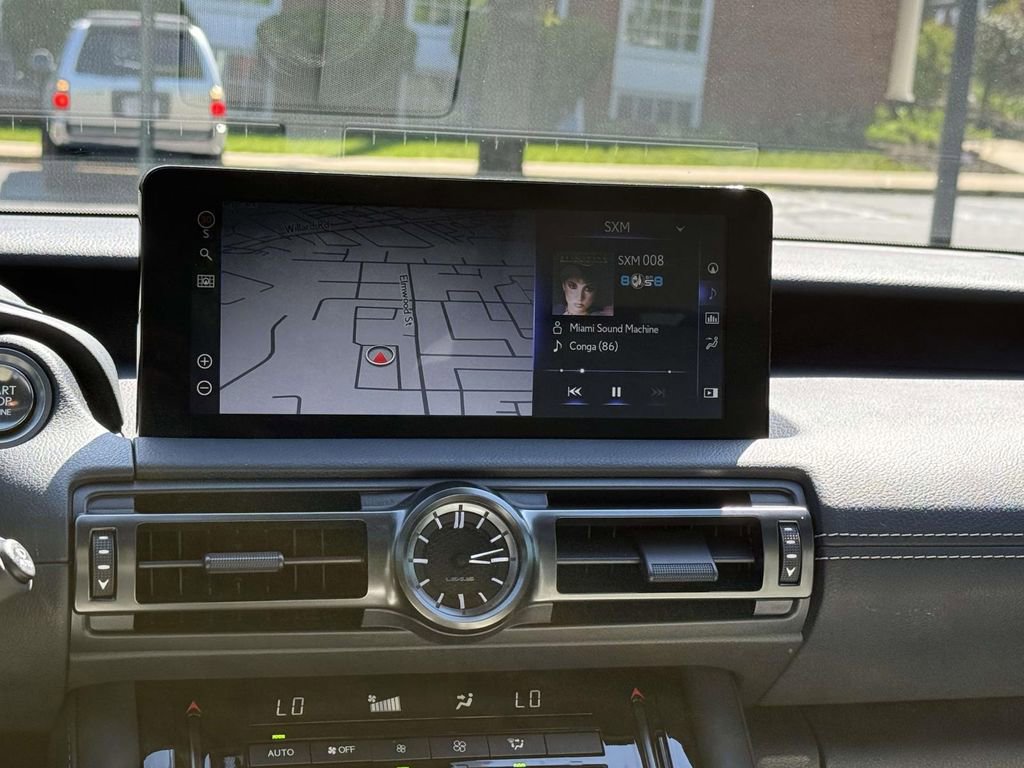 Used 2025 Lexus IS 500 RWD image 10