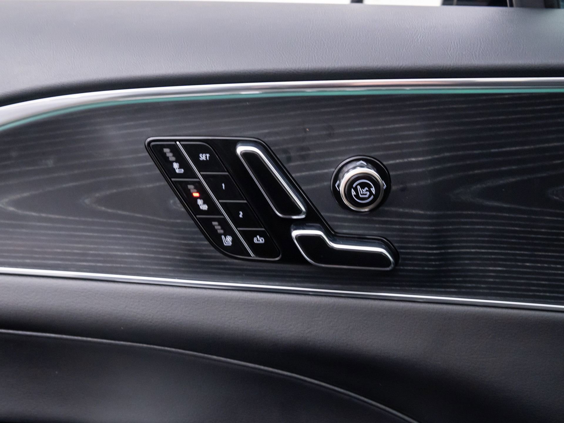 Certified 2024 Cadillac Lyriq Luxury w/ LPO, Floor Liner Package image 26