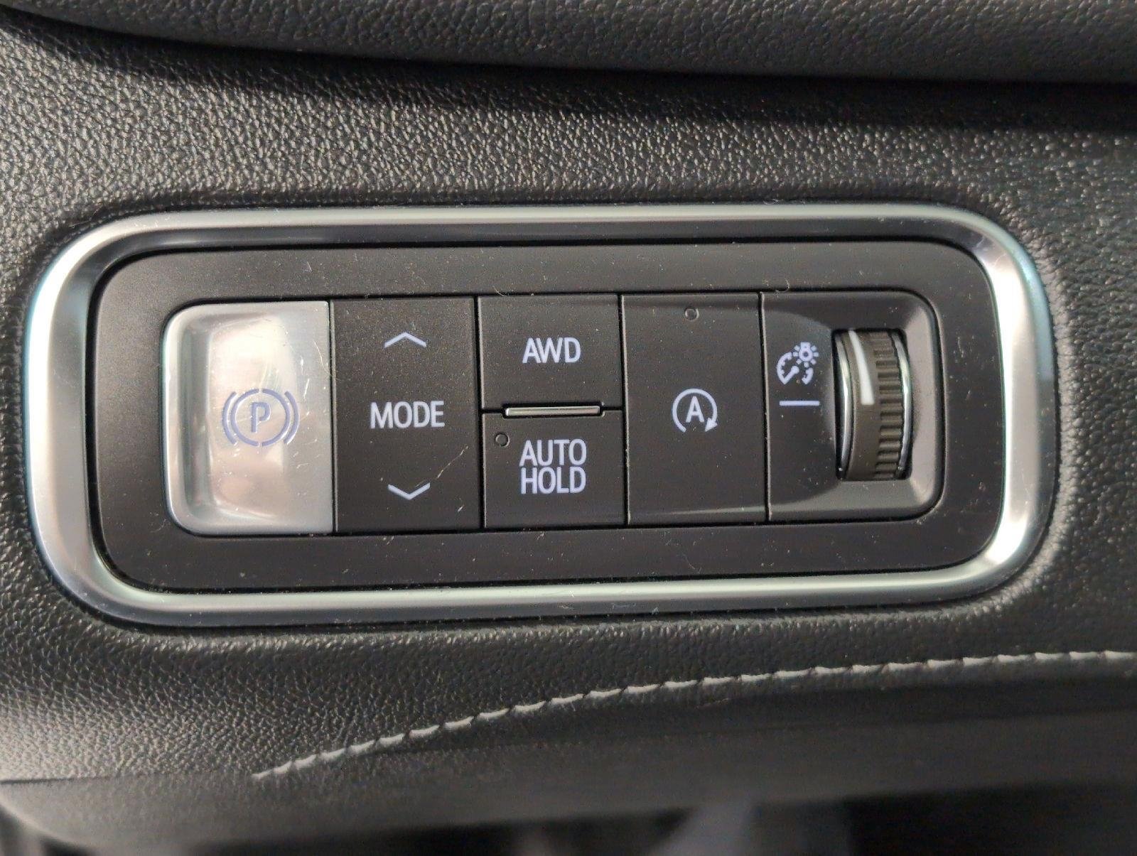 Used 2026 Buick Enclave Avenir w/ Super Cruise Package AWD/4WD image 10