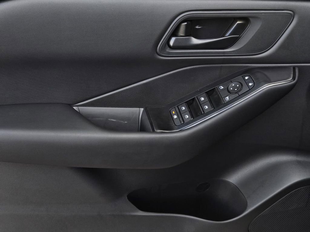 New 2026 Nissan Rogue S image 16