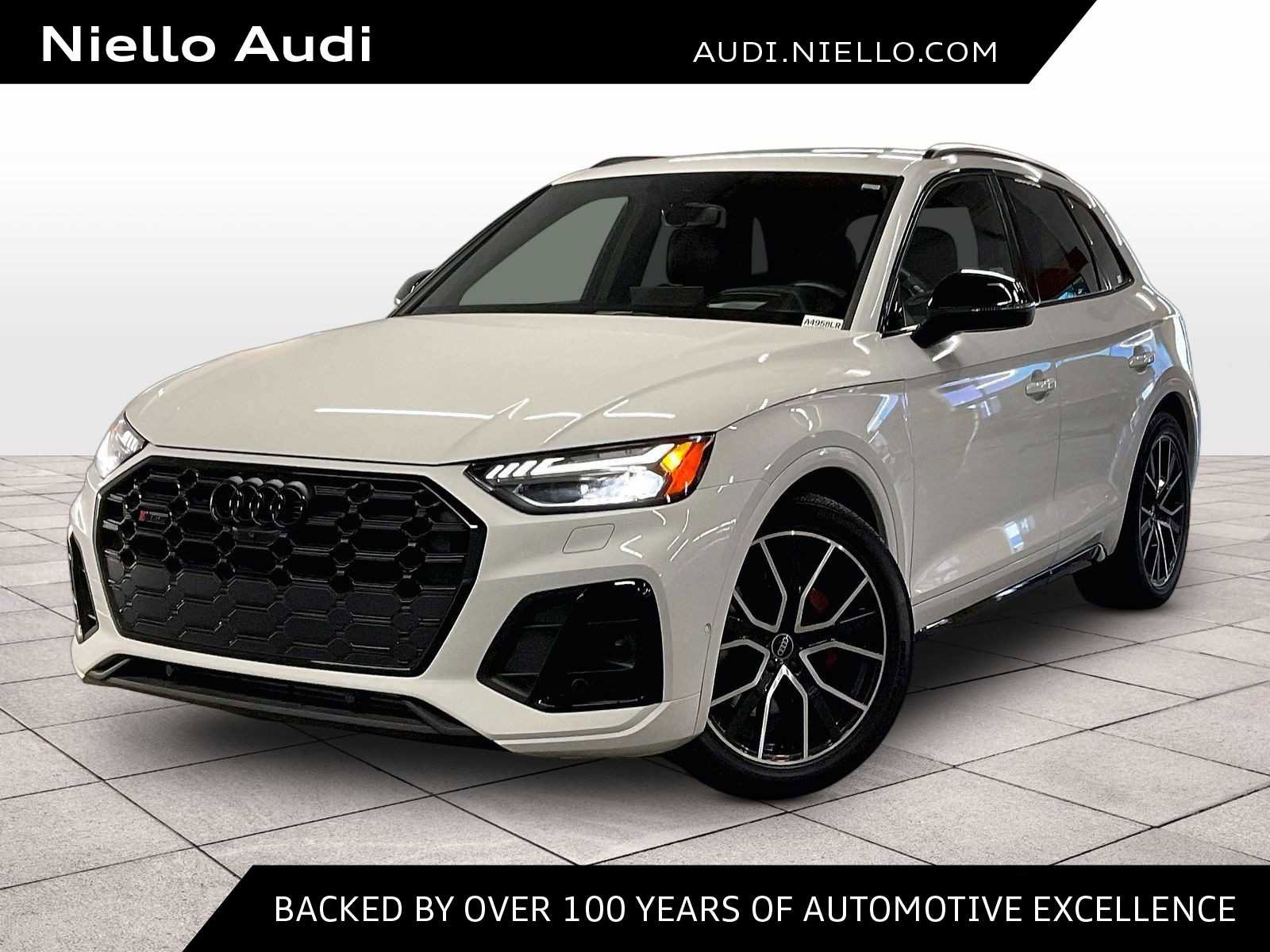 Used 2023 Audi SQ5 Prestige w/ Prestige Package image 1