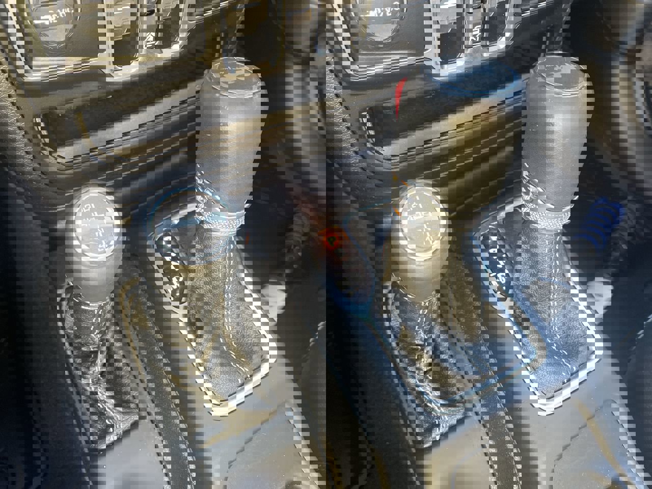 Used 2021 Jeep Wrangler Unlimited Sahara image 16