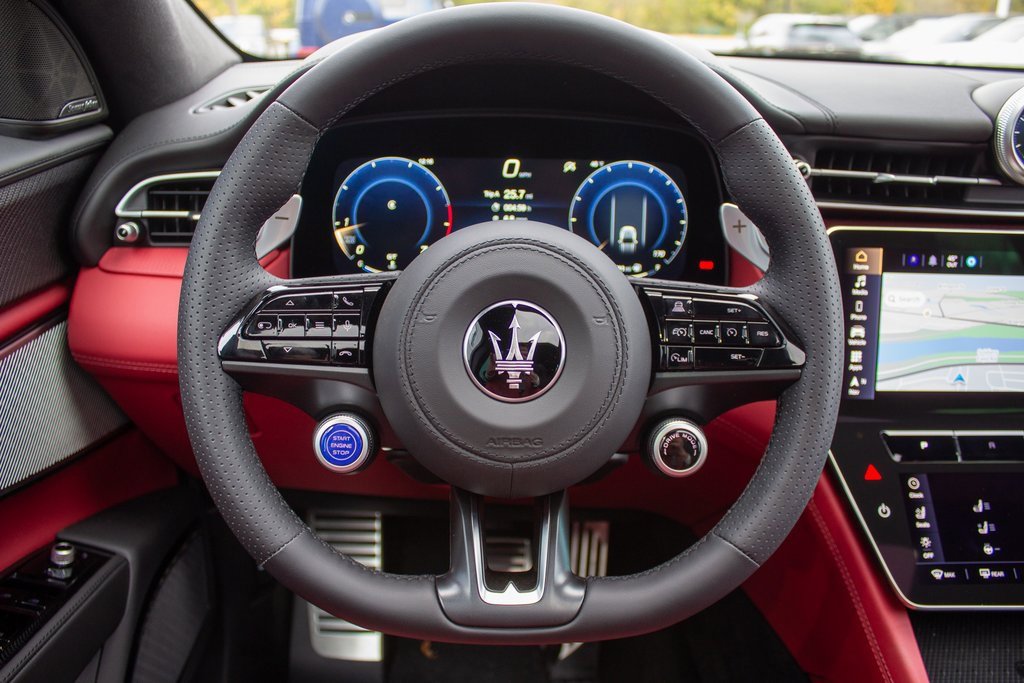 New 2025 Maserati Grecale Modena image 14