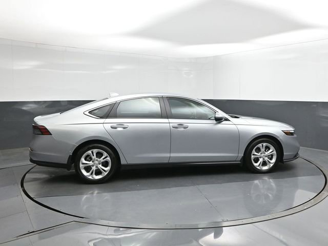 Used 2024 Honda Accord LX image 11