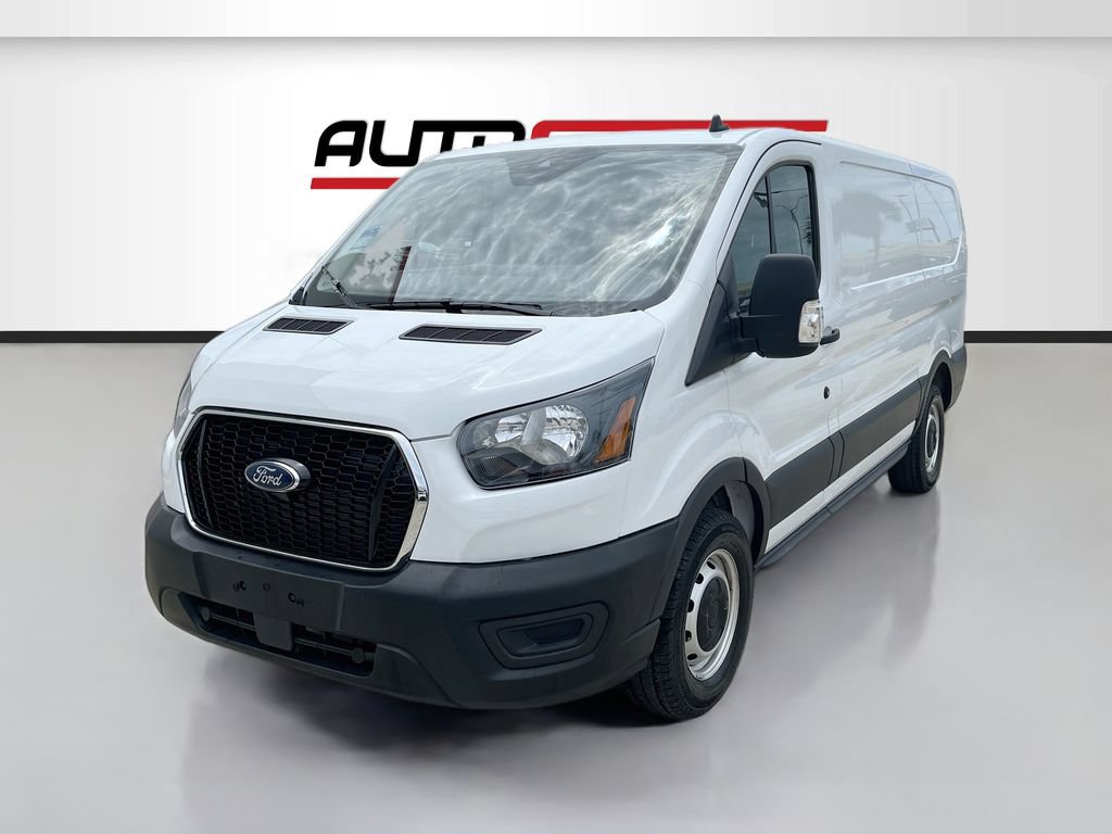 Used 2025 Ford Transit 150 Low Roof RWD image 3