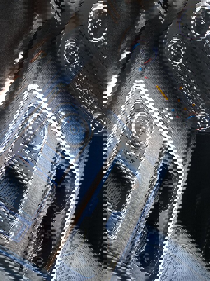 Used 2018 Ford Expedition Max Limited w/ Cargo Package image 15