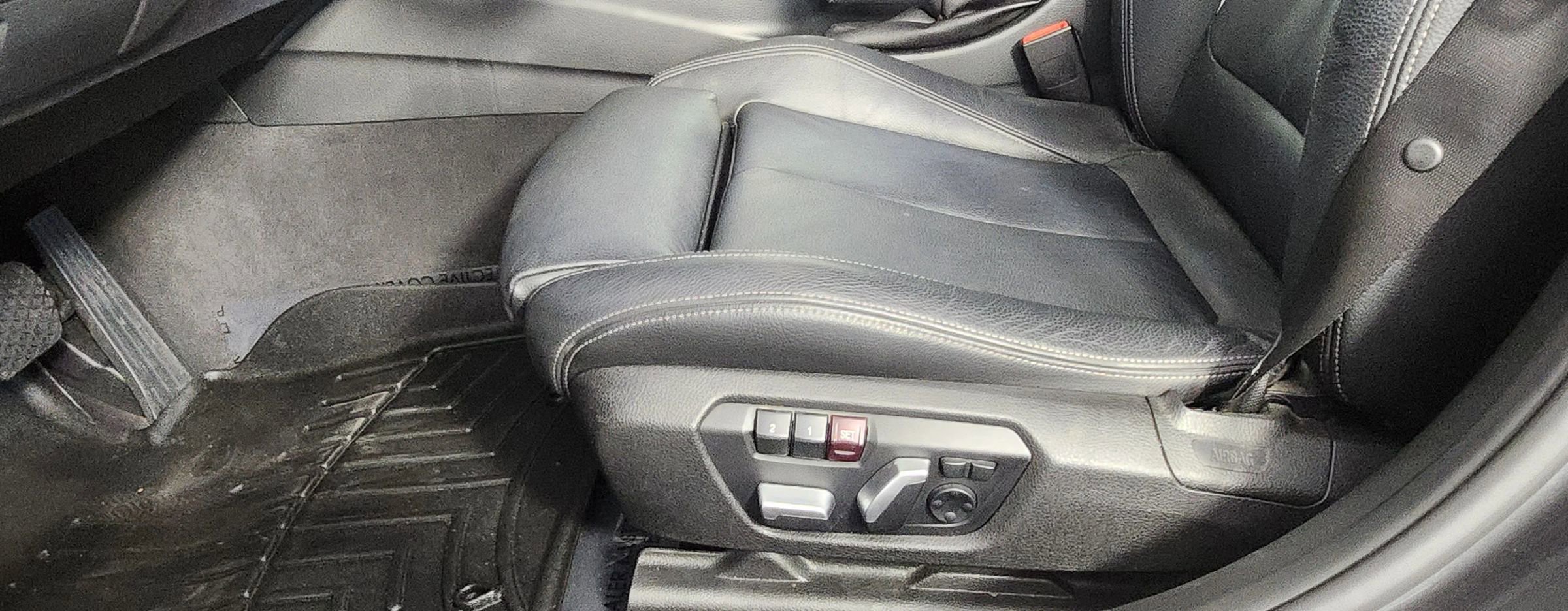 Used 2016 BMW 330e image 10