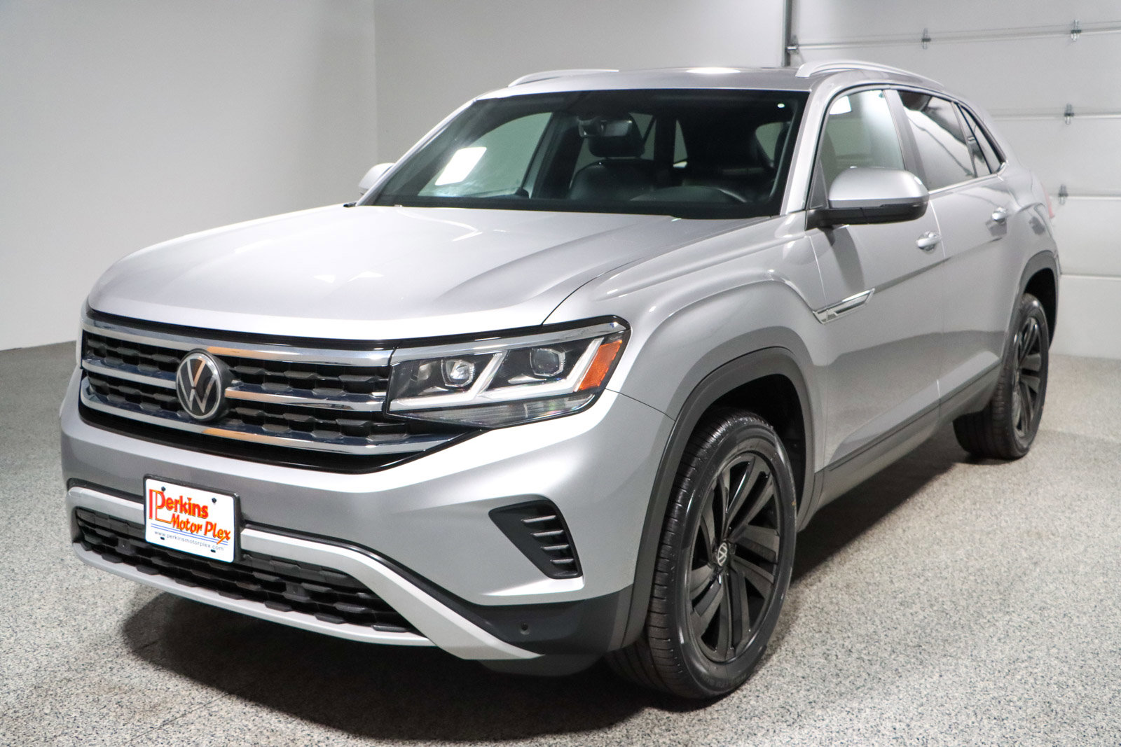 Used 2022 Volkswagen Atlas Cross Sport SE image 31