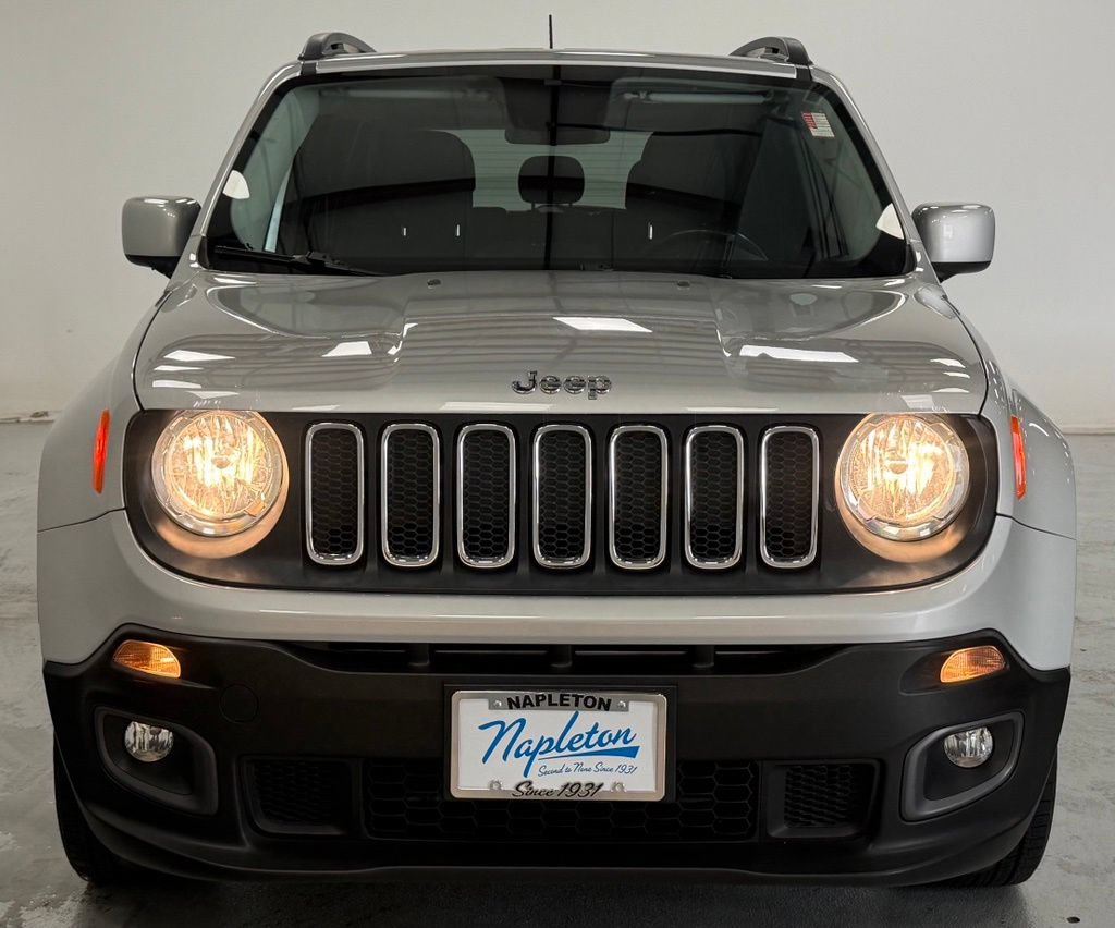 Used 2015 Jeep Renegade Latitude w/ Popular Equipment Group AWD/4WD image 7