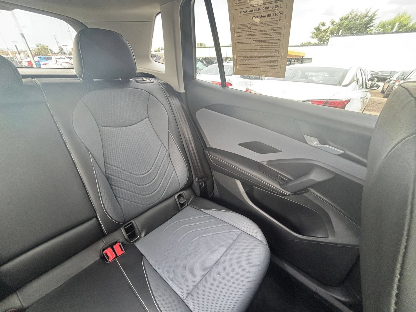 Used 2026 Volkswagen Tiguan SE AWD/4WD image 36