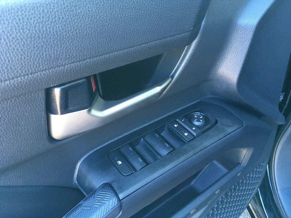 Used 2024 Toyota Tacoma TRD Sport AWD/4WD image 18