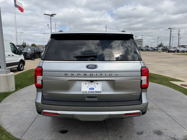 Certified 2024 Ford Expedition Max XLT image 5