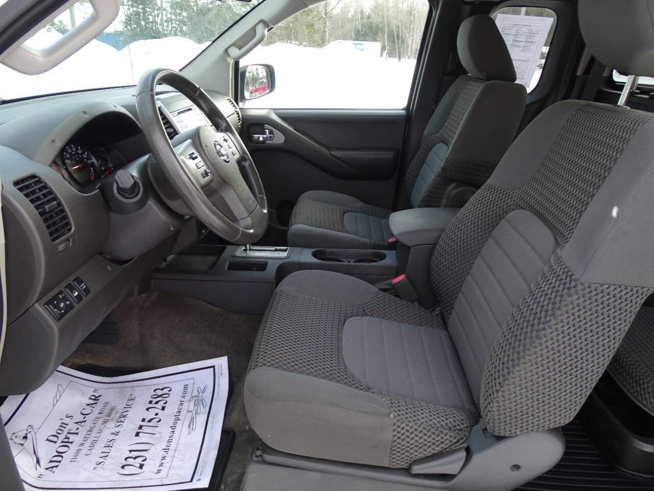 Used 2013 Nissan Frontier SV image 10