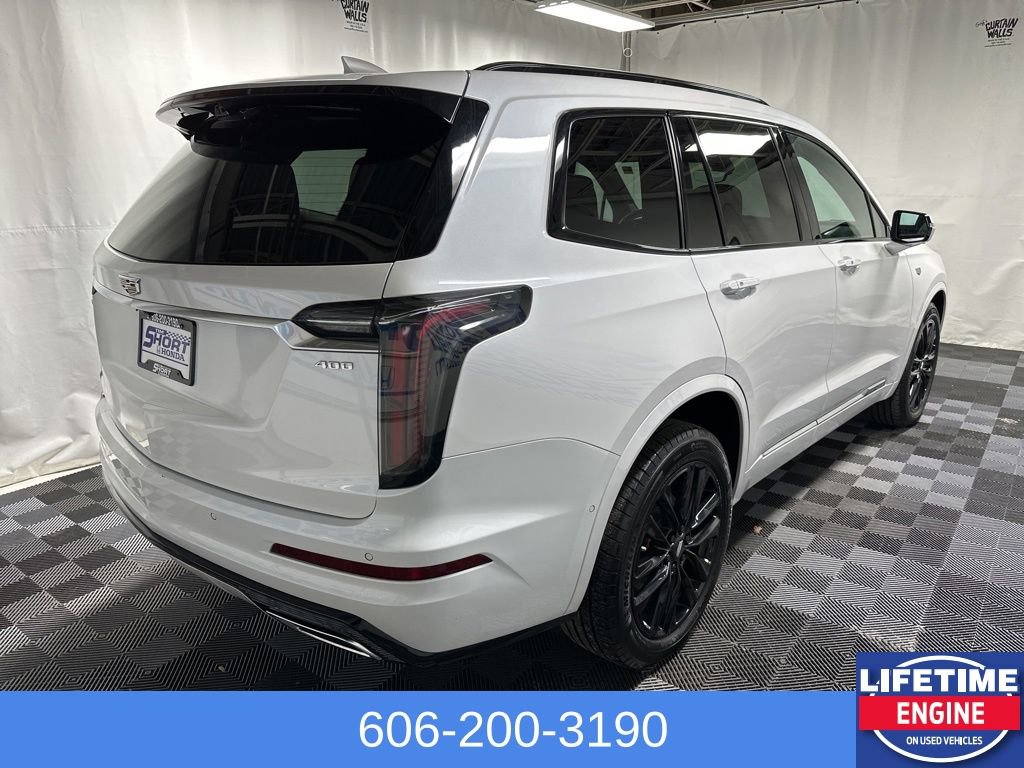 Used 2024 Cadillac XT6 Sport w/ Technology Package image 5