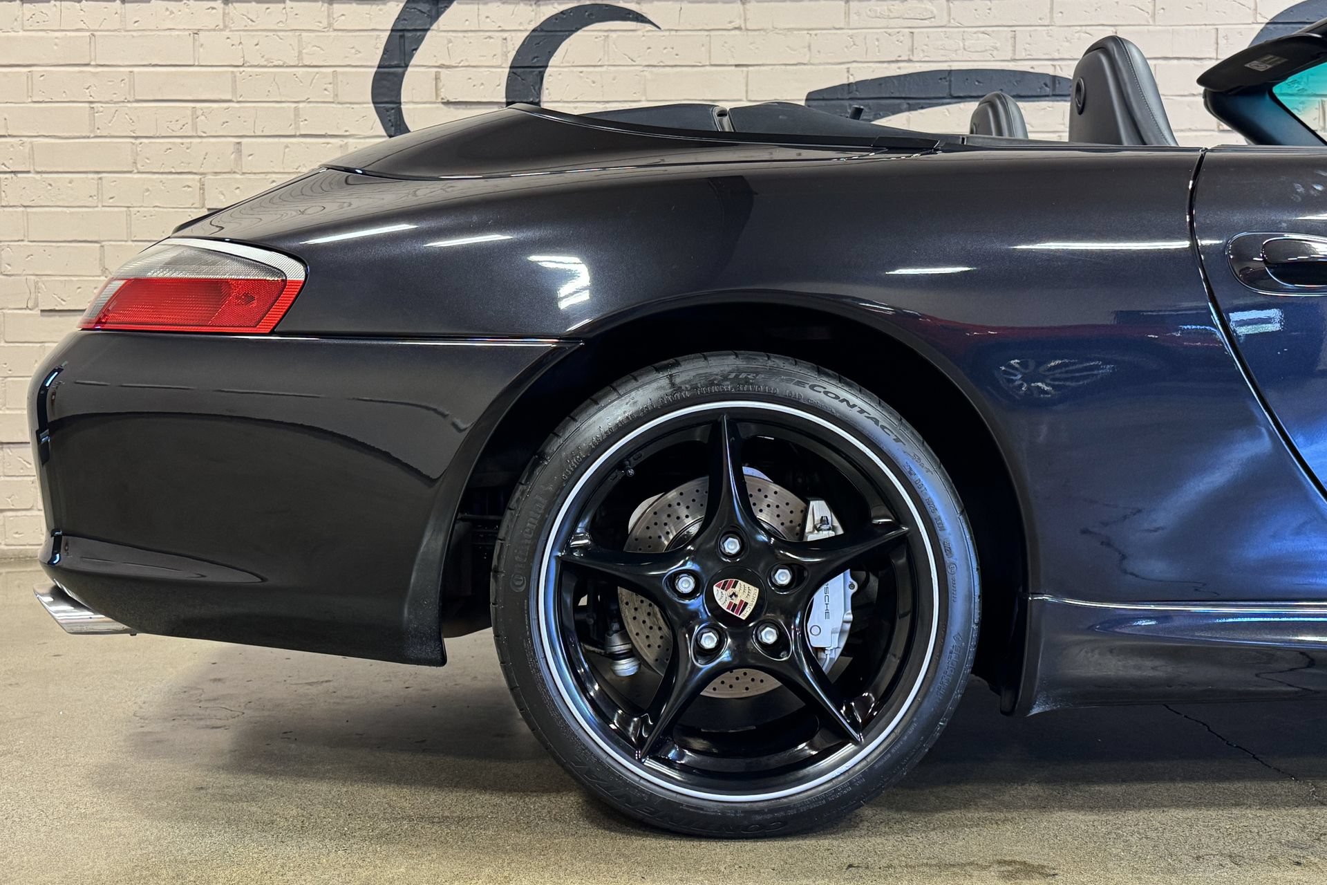 Used 2003 Porsche 911 Carrera 4 AWD/4WD image 22