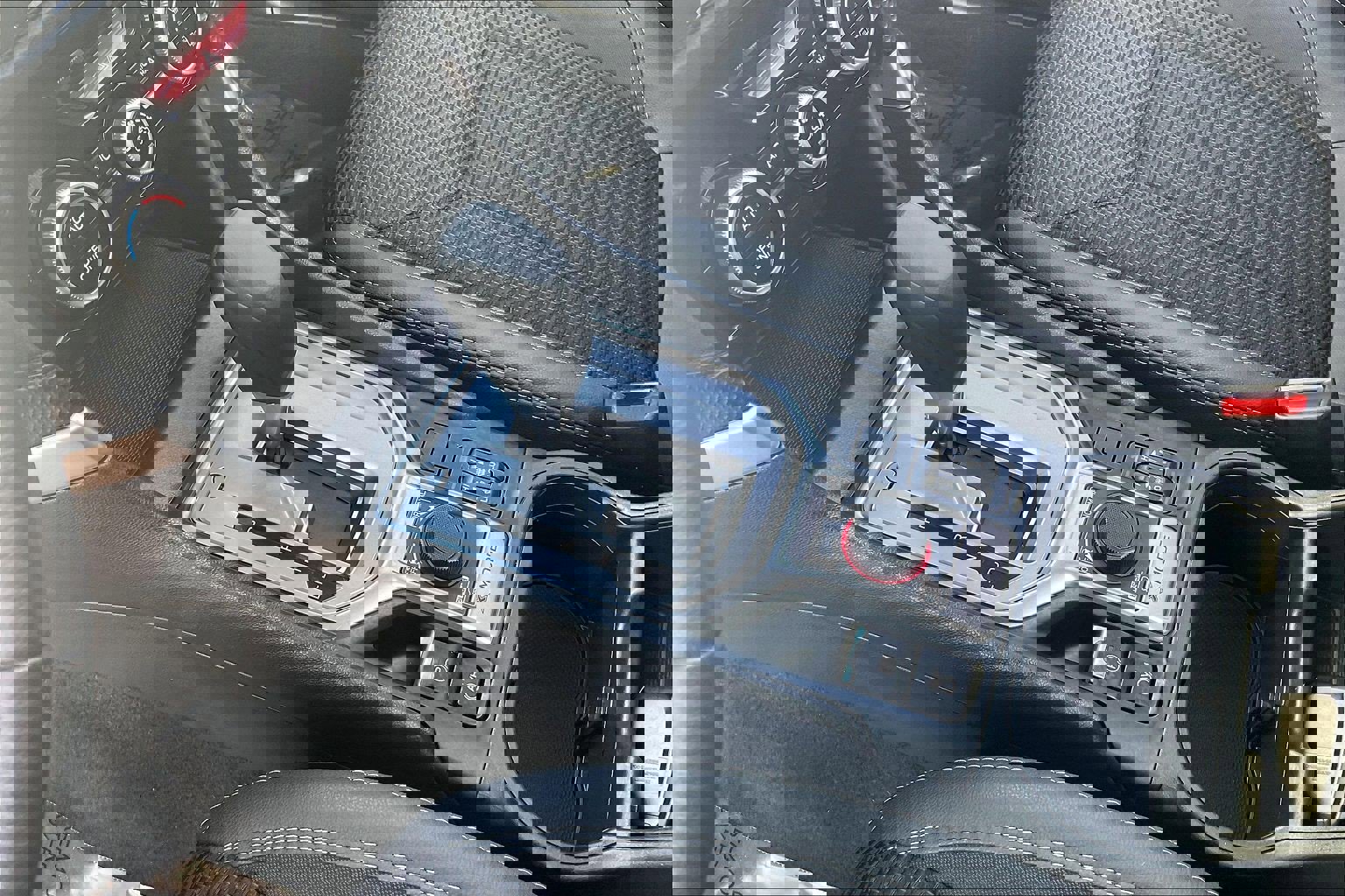 Used 2022 Subaru Forester Premium image 22