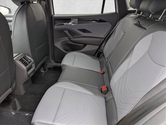 New 2026 Volkswagen Tiguan SE R-Line FWD image 25