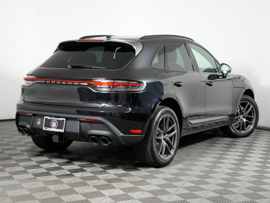 Certified 2026 Porsche Macan Turbo AWD/4WD image 7