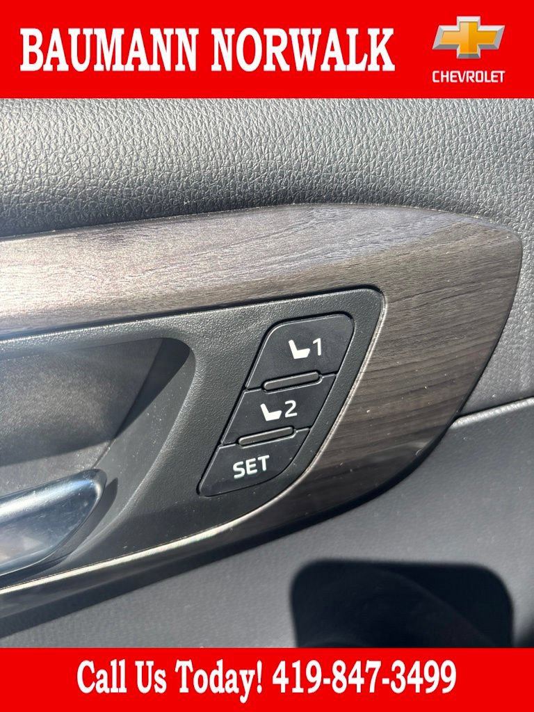 Used 2021 Toyota Highlander Platinum AWD/4WD image 17