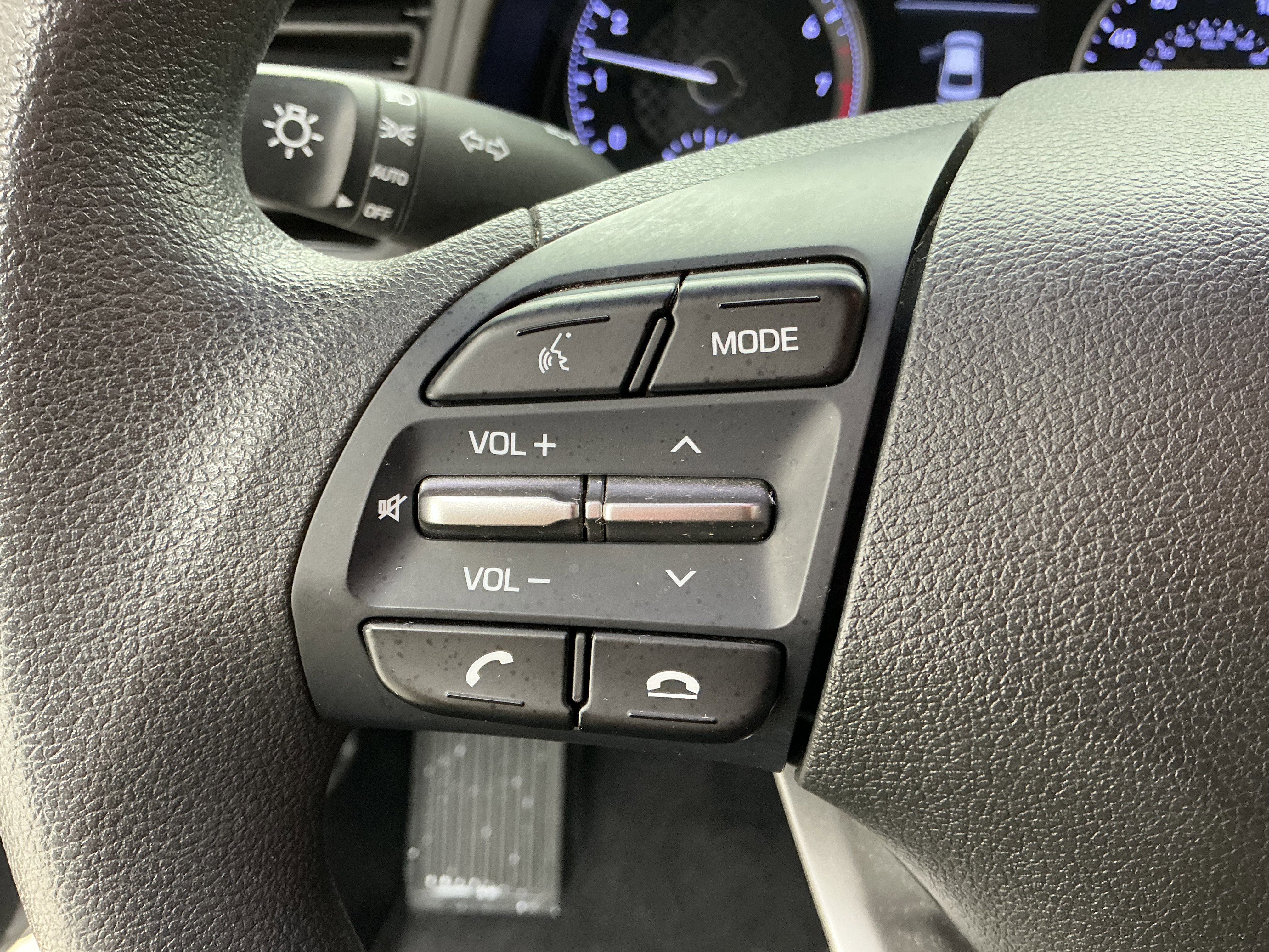 Used 2020 Hyundai Elantra SEL w/ Convenience Package (C2) image 9