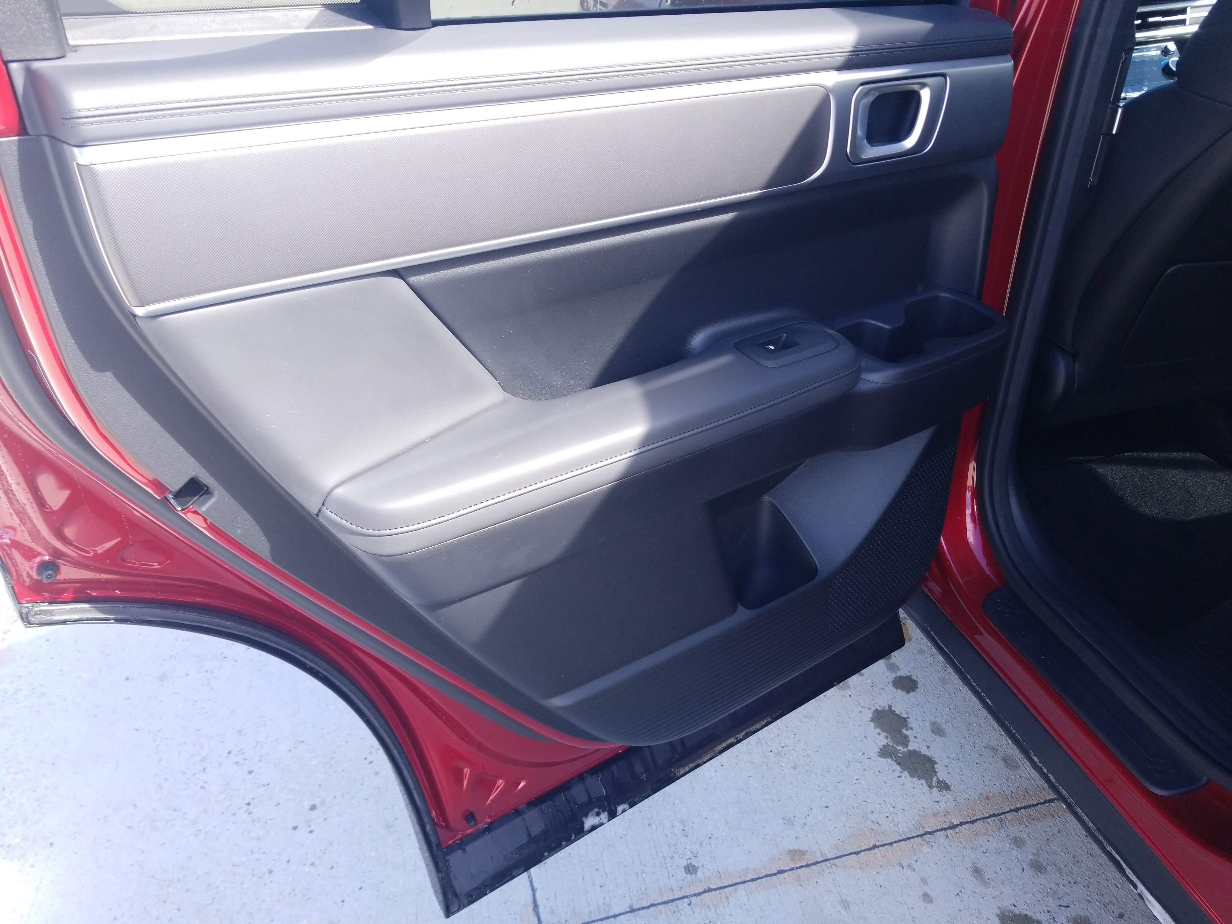 Certified 2025 Hyundai Santa Fe SEL image 11