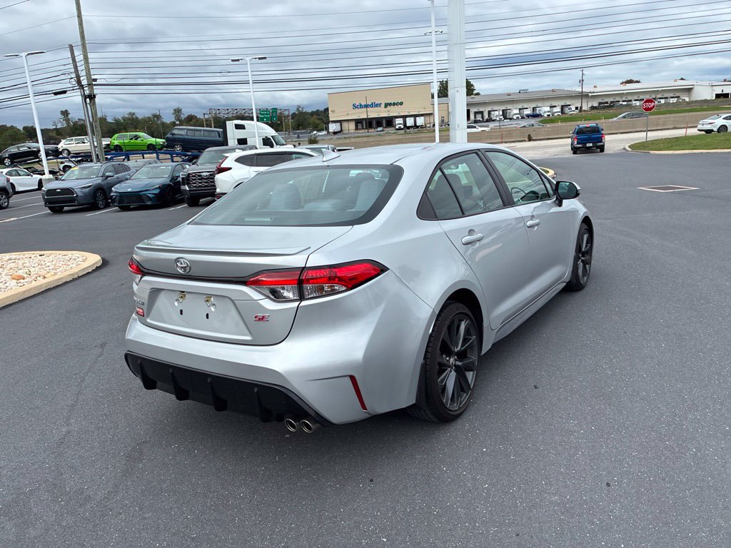 Used 2025 Toyota Corolla SE FWD image 9
