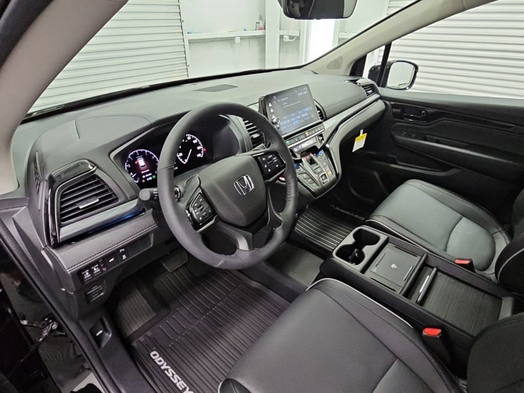 New 2026 Honda Odyssey Elite image 11