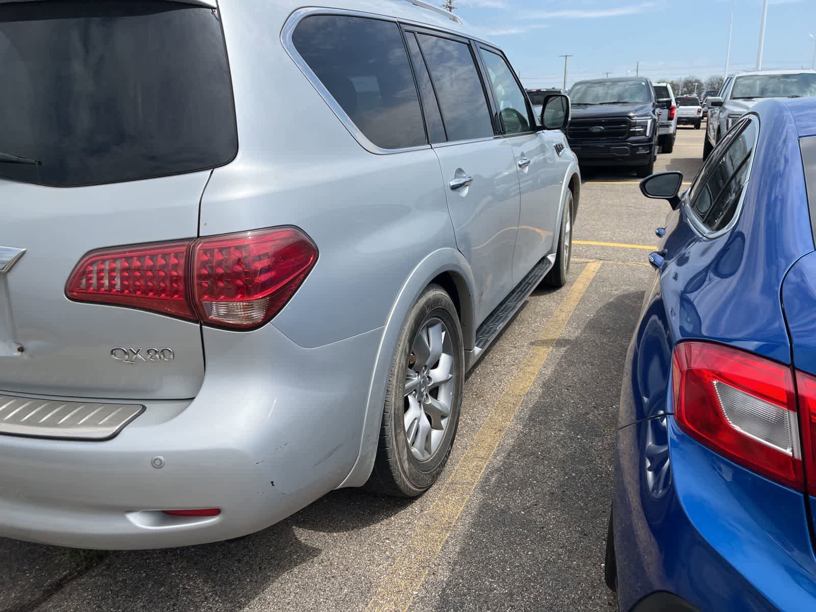 Used 2014 INFINITI QX80 4WD w/ Theater Package image 11