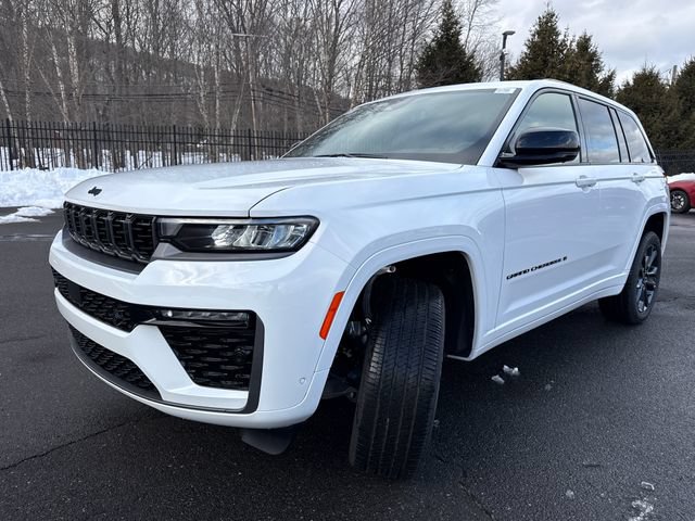 New 2026 Jeep Grand Cherokee Limited AWD/4WD image 2