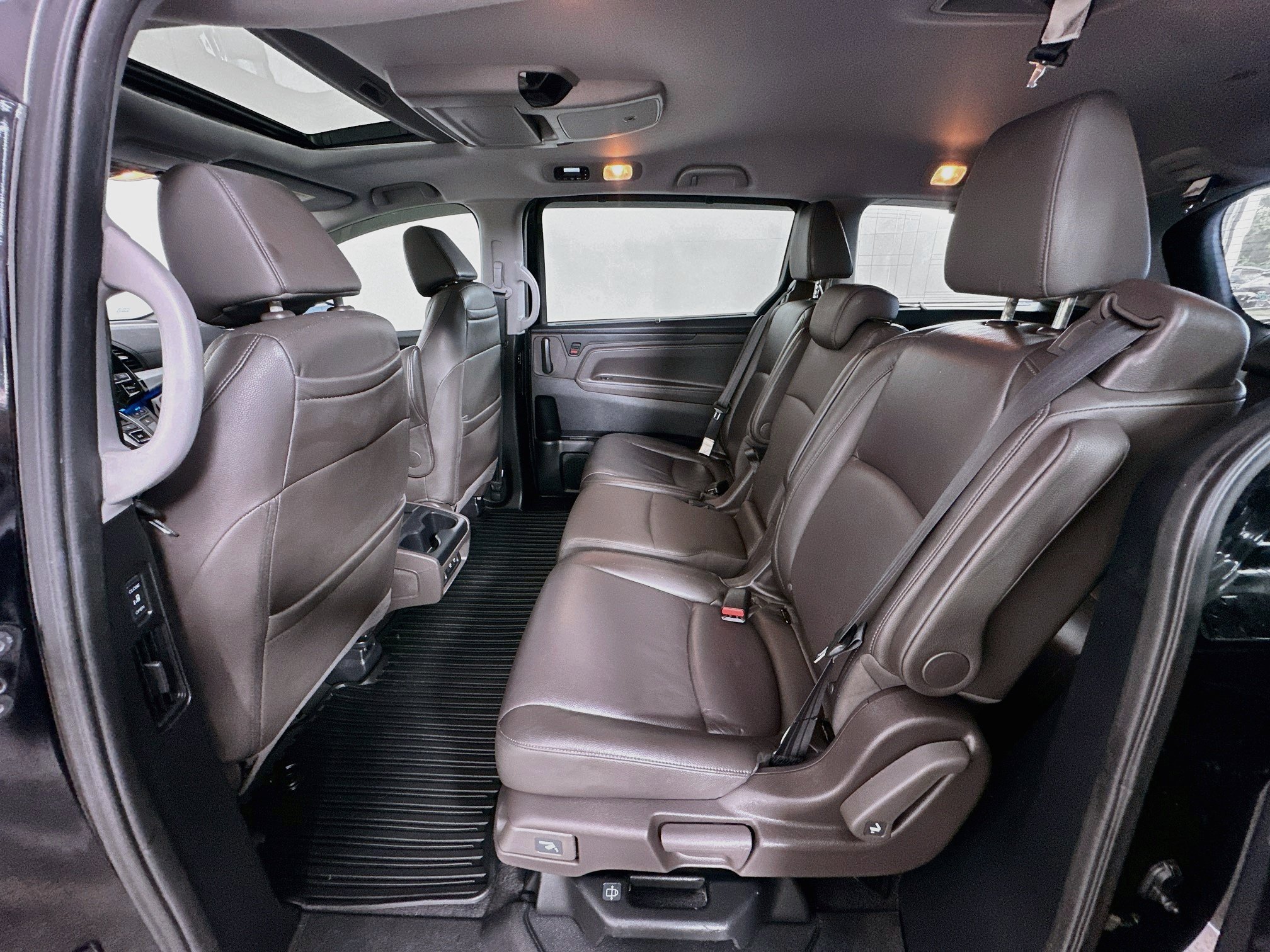 Used 2019 Honda Odyssey Elite image 28