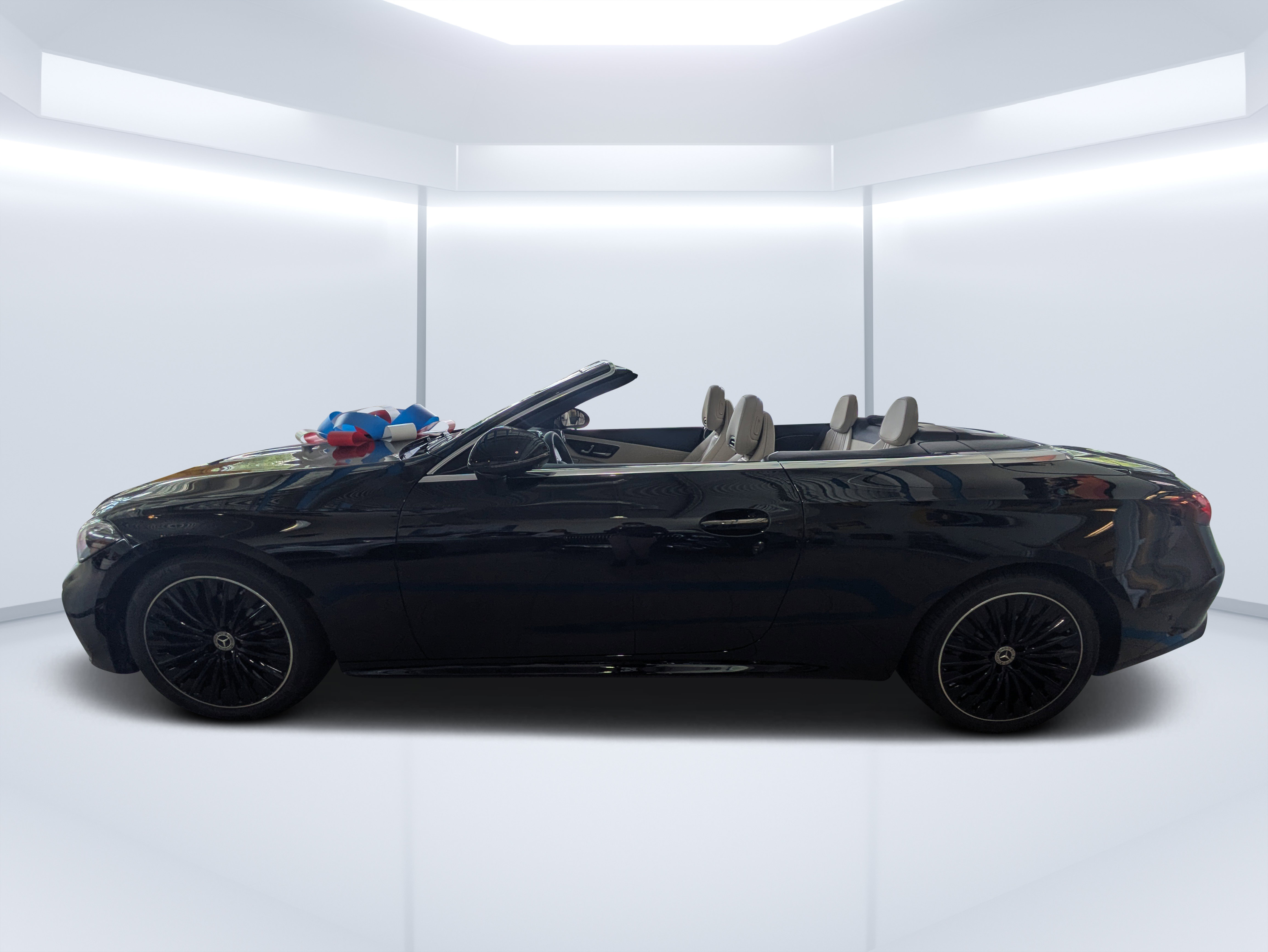New 2027 Mercedes-Benz CLE 300 4MATIC Cabriolet image 6