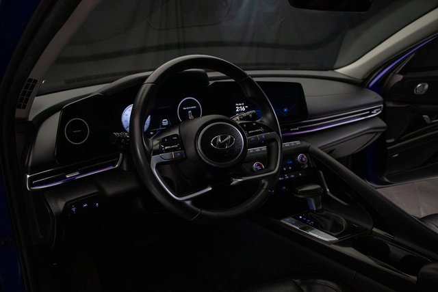 Used 2023 Hyundai Elantra Limited w/ Cargo Package image 23